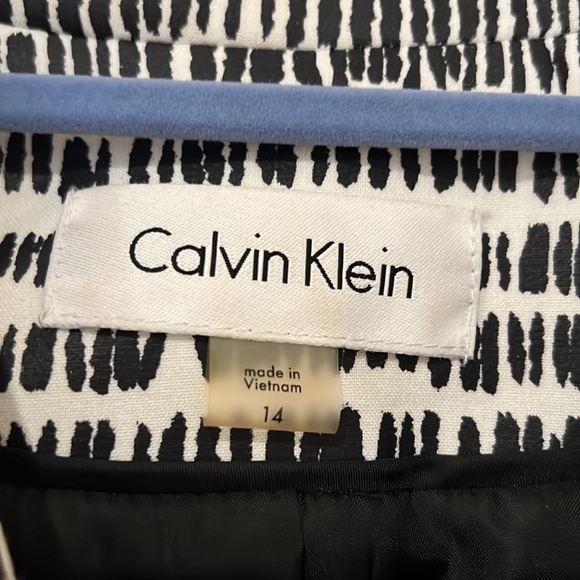 Calvin Klein blazers (sold separately) - Picture 4 of 7
